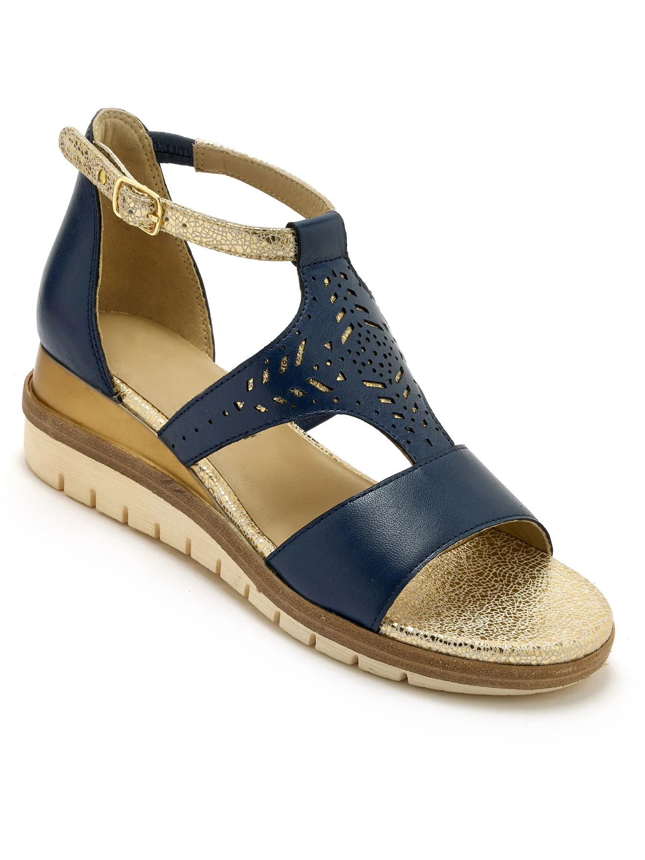 Sandales cuir motifs ajourés